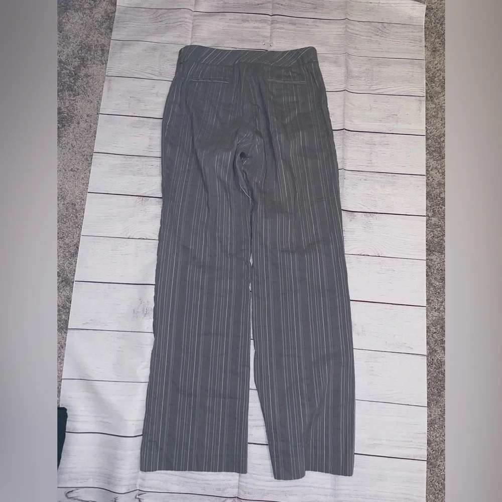 Women's Peace Of Cloth Pants - Picture 7 of 8